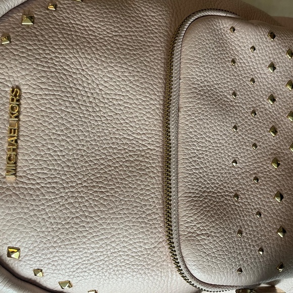 blush pink michael kors backpack - Picture 2 of 5